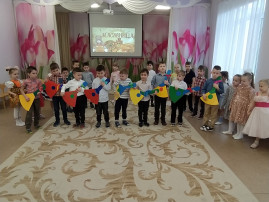 Отворяй ворота: "Масленица пришла" Отворяй ворота: "Масленица пришла".